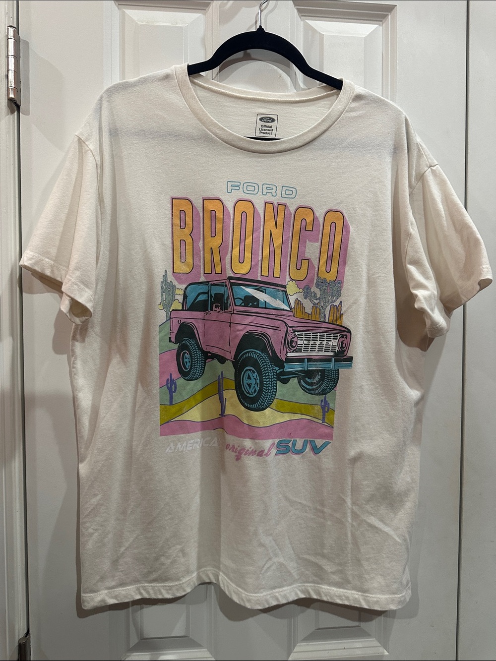 NWOT Ford Bronco Graphic Tee - Pink and Cream Retro SUV Print size 2XL